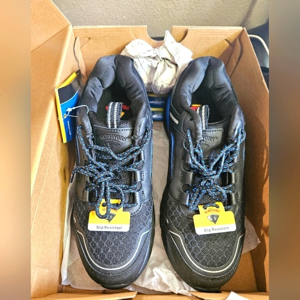 Herman SURVIVORS Black Slip Resistent Work Tennis Shoe. NWT SIZE 9